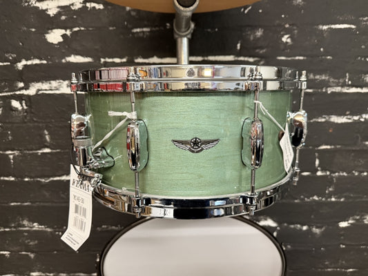 Tama Star Walnut 14 x 65  Snare Drum  Smoky Blue Mist BStock