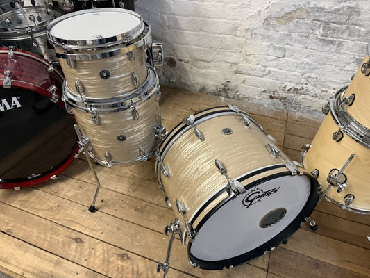 Gretsch USA Brooklyn Drum Kit Creme Oyster  Used